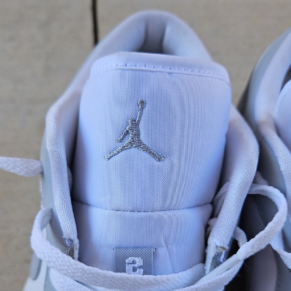 Air Jordan 1 Low Sneakers - Picture 11 of 15